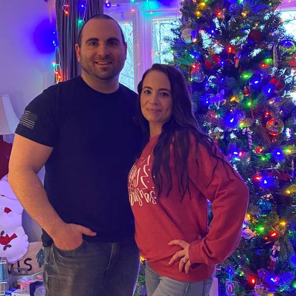 Profile Picture of Danielle Foster (@danni277) on Poshmark