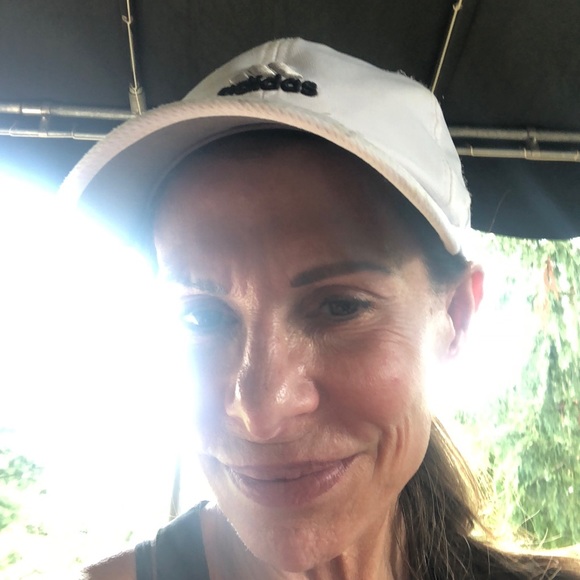 Profile Picture of Paula Thalman (@paulyocket) on Poshmark
