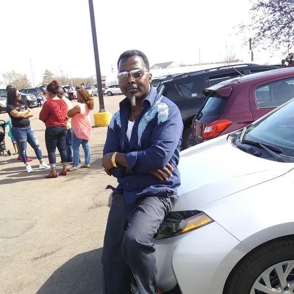 Profile Picture of Daniel Dees (@ahmeddeez925) on Poshmark