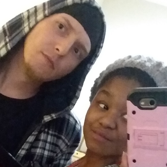 Profile Picture of Azalyn Smith (@azalynsmith96) on Poshmark