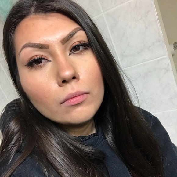 Profile Picture of Patricia Singh (@pattie919) on Poshmark
