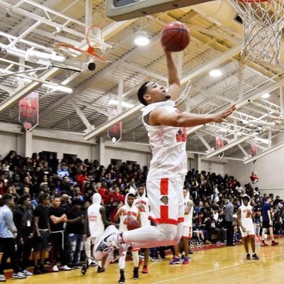 Profile Picture of Christian De Leon (@cdlupnext) on Twitter