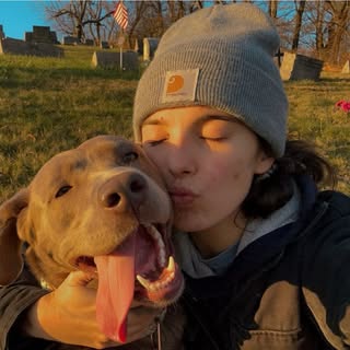 Profile Picture of p a i g e y o d e r 🌙✨ (@paige_yoder) on Instagram