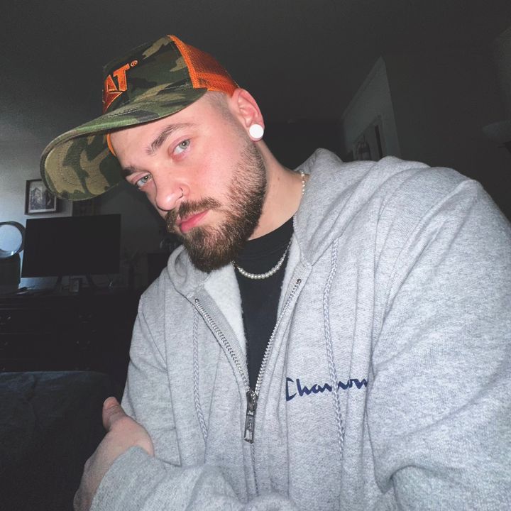 Profile Picture of Dan Bates (@danbates17) on Tiktok