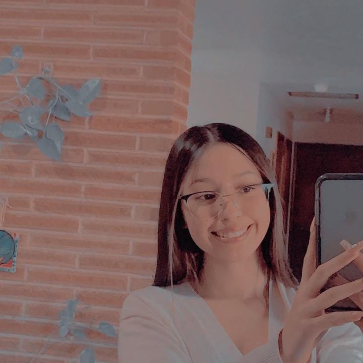 Profile Picture of alondra (@alondra_santacruz23) on Tiktok
