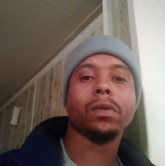 Profile Picture of Tim Daniel (@tim_daniel) on Poshmark