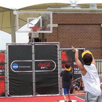 Profile Picture of Tyler McMahon (@Tyler_McMahon40) on Twitter
