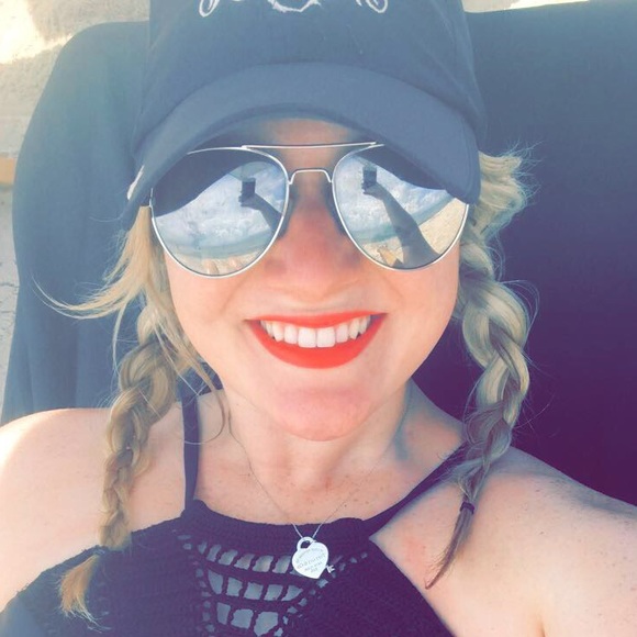 Profile Picture of Michaela Jordan (@mhj42217) on Poshmark