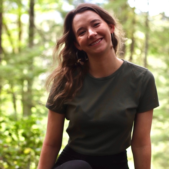 Profile Picture of Saige Jungclaus (@saige93_1) on Poshmark