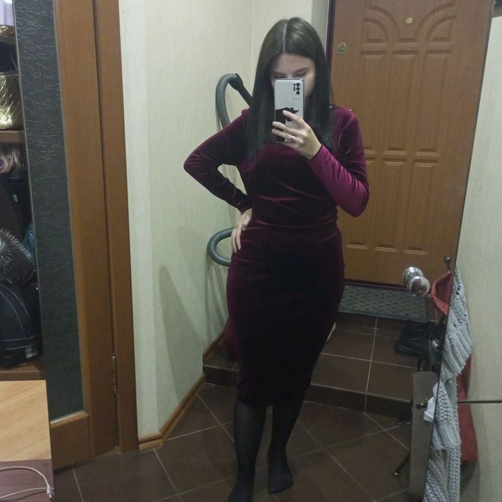 Profile Picture of Alice (@alicelun) on Tiktok