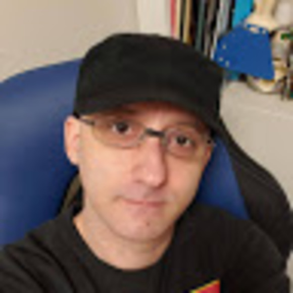 Profile Picture of Michael Mariano (@pokerman261977) on Poshmark