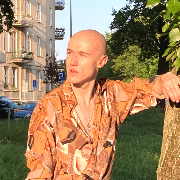 Profile Picture of Ike Fardy (@ikefardy) on Poshmark