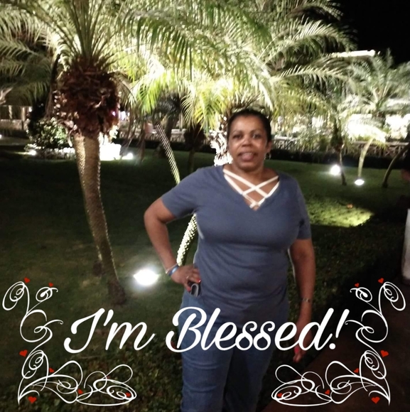 Profile Picture of Dannette Campbell (@dfc122) on Poshmark