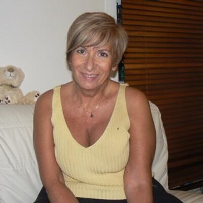 Profile Picture of Danielle Dupont (@danielle13010) on Twitter