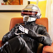 Profile Picture of Brett Wallace (@TheDaftmail) on Youtube