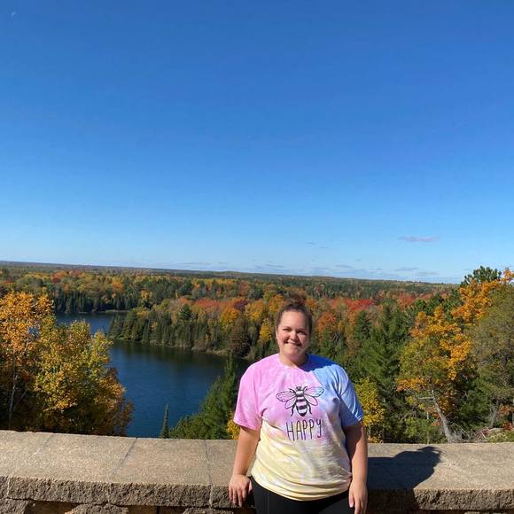 Profile Picture of Janessa Giddings (@janessag09) on Poshmark