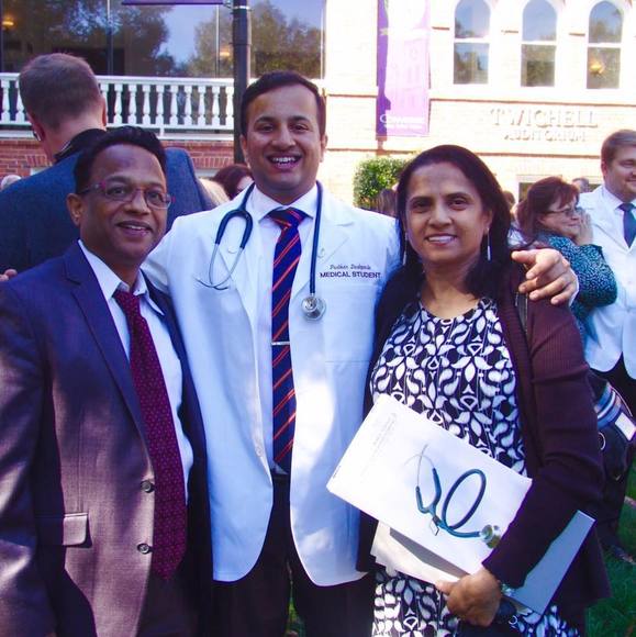 Profile Picture of Pushkar Deshpande (@pushkard) on Poshmark