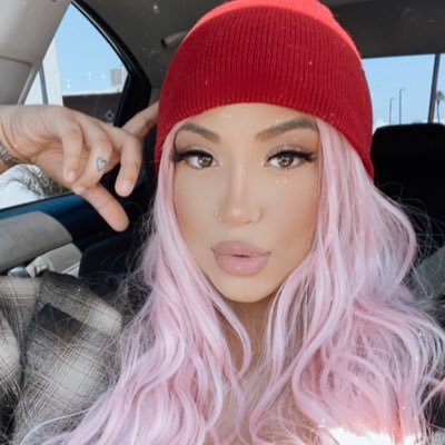 Profile Picture of Lil B (@SilvaBianca2435) on Twitter