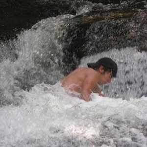 Profile Picture of Sam Drennan (@samtheemokid) on Myspace