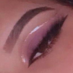 Profile Picture of Sarah Danielly (@saramachado377) on Pinterest