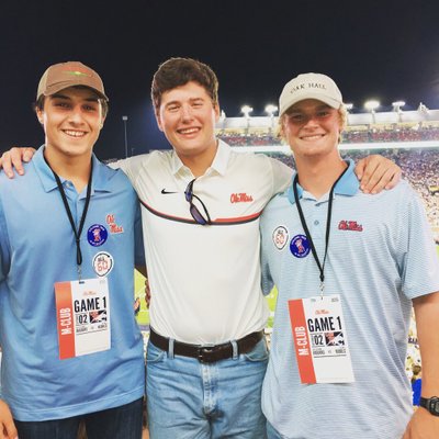 Profile Picture of Jacob  Napier (@jbondnapier) on Twitter