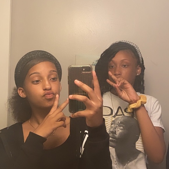 Profile Picture of Dessiah Daniel-darden (@dessiahd) on Poshmark