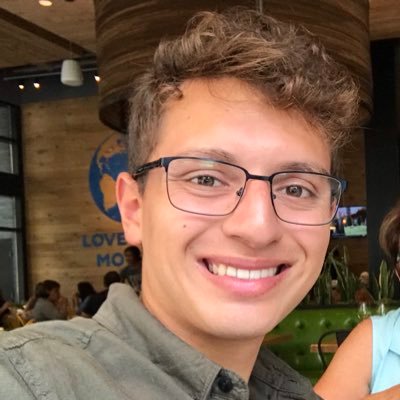 Profile Picture of Alex Palacios (@itsbleeker) on Twitter