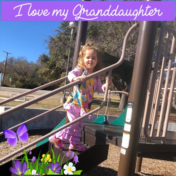 Patty Yowell - Poshmark Profile Picture of Patty Yowell (@pattybake) on Poshmark