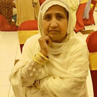 Profile Picture of Nasreen Khalid (@narseen.khalid) on Facebook