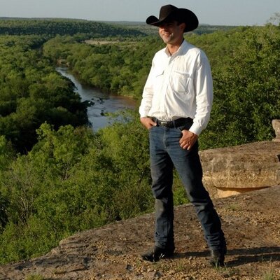 Profile Picture of Matthews McHargue (@cowboyblues73) on Twitter