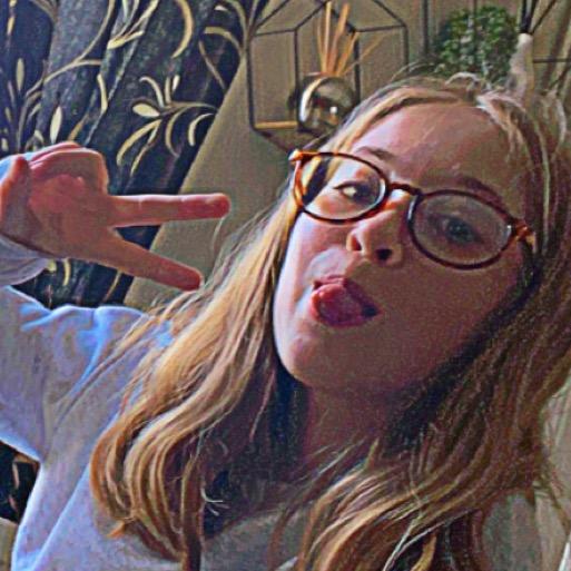 Profile Picture of Alissa (@alissalouise1) on Tiktok