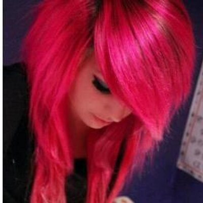 Profile Picture of Maria Liu (@TeddyPi18) on Twitter