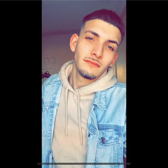 Profile Picture of Tony Jensen (@tonymjensen30) on Poshmark