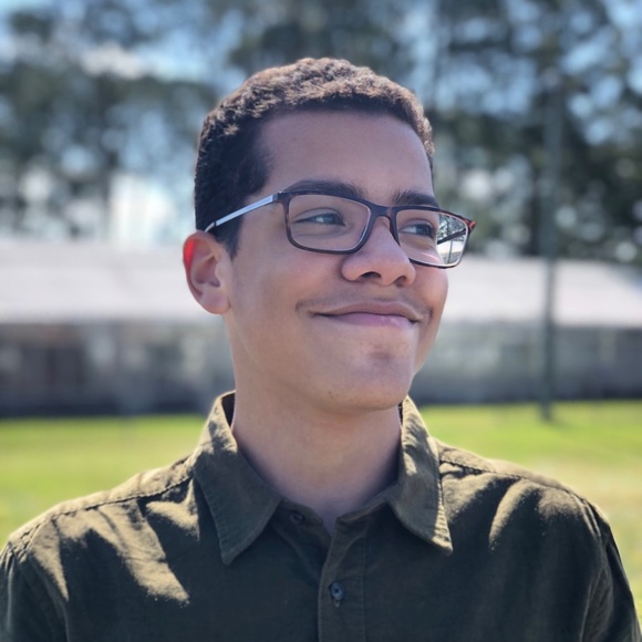 Profile Picture of Nathaniel Stitt (@nathanielstitt) on Poshmark