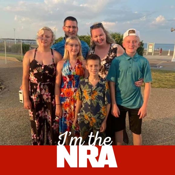 Profile Picture of Dustin Marrone (@steelers0731) on Poshmark