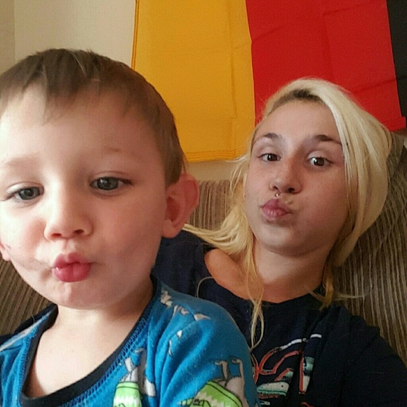 Cailie Mcnemar - Poshmark Profile Picture of Cailie Mcnemar (@kattception) on Poshmark