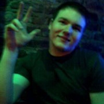 Profile Picture of Chris Burling (@Cburling90) on Twitter
