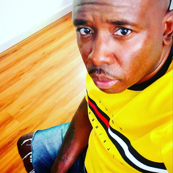 Profile Picture of John Clinkscales (@getgamoney1) on Poshmark
