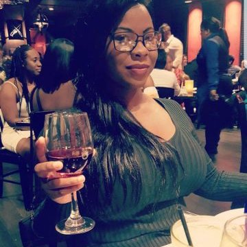 Profile Picture of Sharon Hinds (@SharonHinds19) on Twitter