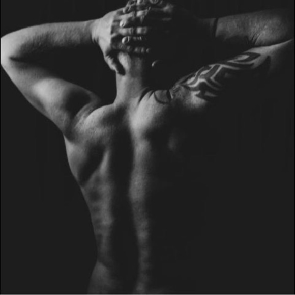 Profile Picture of Matthew Rogers (@mattrogers0826) on Poshmark