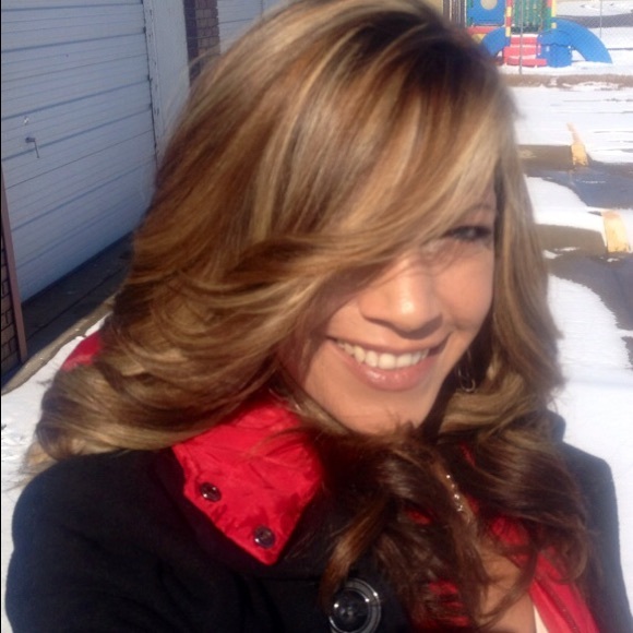 Profile Picture of Shaunell Mecum (@shaunell1008) on Poshmark