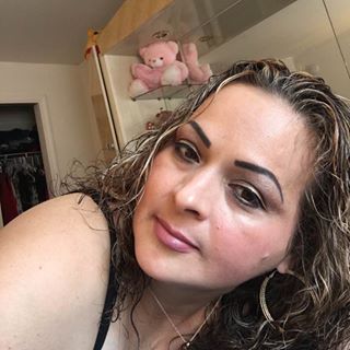 Profile Picture of Elizabeth Velasquez (@santose.reyes.3) on Facebook