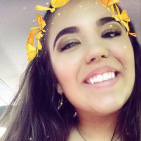 Profile Picture of Maddie Nicolee (@madelineschuler) on Pinterest