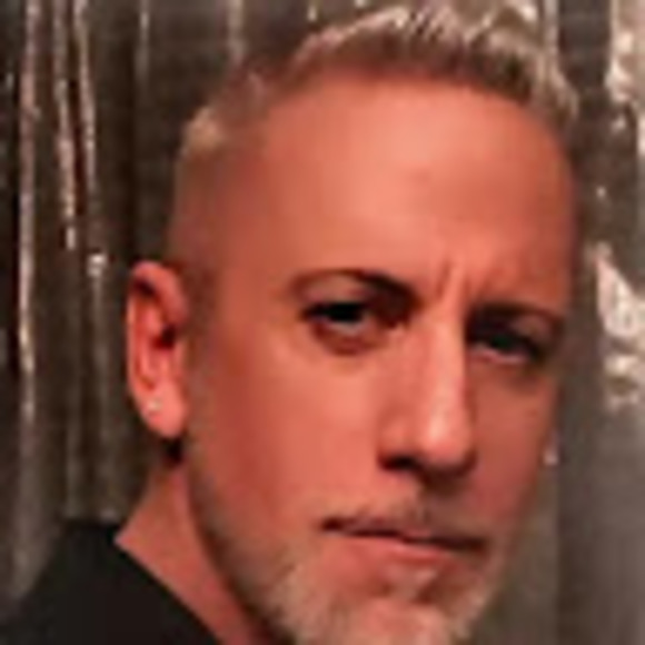 Profile Picture of Michael Brant (@michaelvonbrant) on Poshmark