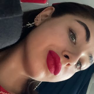 Profile Picture of ɐʌouɐpı̣ɐW (@d.r.moon) on Instagram
