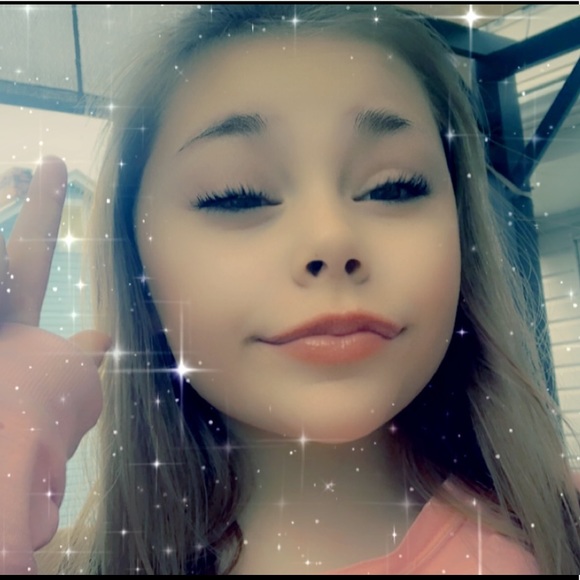 Profile Picture of Jamie Kreisel (@jamiekreisel) on Poshmark