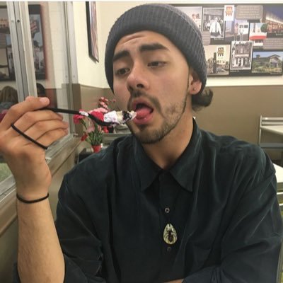 Profile Picture of Eric Ricardo Sanchez (@EricSpreadsJoy) on Twitter