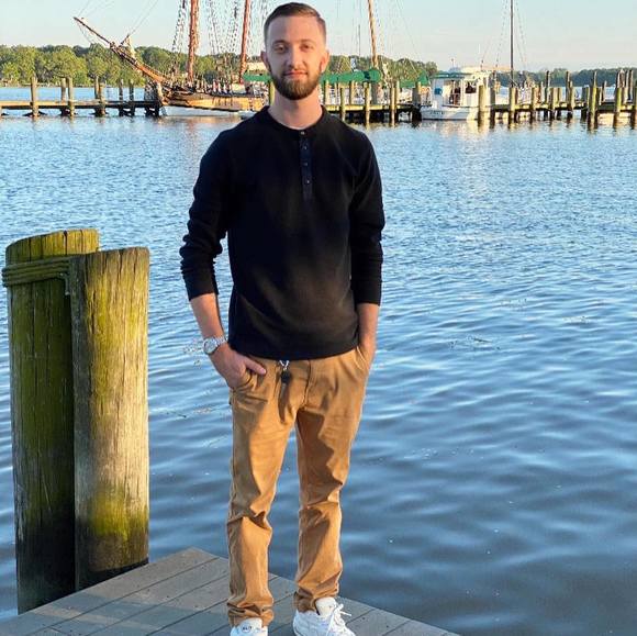 Profile Picture of Michael Wunschel (@michaelwunschel) on Poshmark