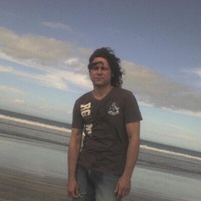Profile Picture of Julio Farias (@juliofarias67) on Twitter