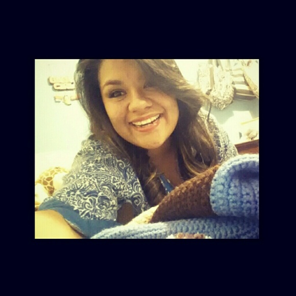 Profile Picture of Jasmine Myers (@babygirldianond) on Poshmark